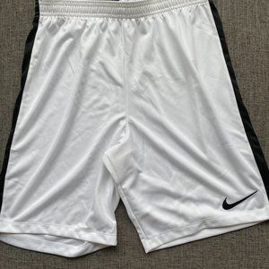 Nike Men’s Dry Academy Shorts - White